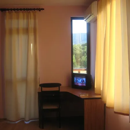 Гостевой дом Holidays 3*