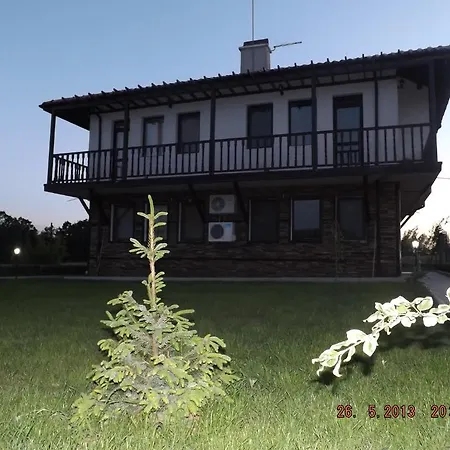 Гостевой дом Holidays 3*